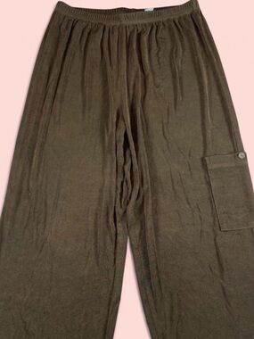Chico’s Travelers Vintage wide leg athletic pants- brown